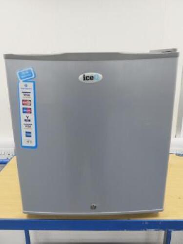 ICEQ Table Top Fridge, Model ICEQ4SS