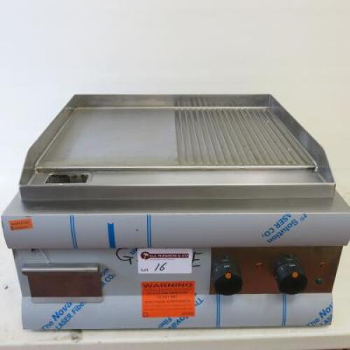 Lincat GS6/TR/E Half Ribbed Griddle, S/N 30165547, 3 Phase (Never wired in/commissioned or used). Comes with Installation & Operating Instruction Manual. Supplied New 07/18