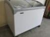 Tefcold Ice Cream Mobile Chest Freezer with Curved Glass Top & 2 Sliding Glass Lids, Model NIC300SCEB, Size H93 x W103 x D66cm. - 6