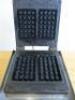 Buffalo Commercial Programmable Waffle Maker, Model DB170, 2KW. - 5