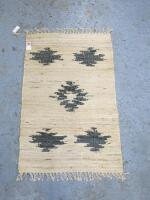 Jute Handwoven Rug Block Pattern, Size 60 x 90cm.