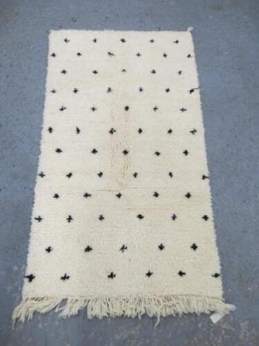 Moroccan Handmade 100% Wool Berber Rug, Size 80 x 140cm