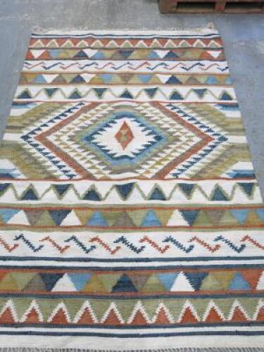 Panja Loom Recycled 100% Cotton Kilim Rug, Size 180 x 270cm.