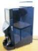 Aequator Brasil II / 1 Grinder, 240v Bean to Cup Coffee Vending Machine. Comes with Keys. - 7
