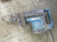 Makita AVT HM1213C Drill, 110v.