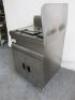 Lincat Gas Twin Tank Deep Fat Fryer, Model J10/N, S/N30257268. Size H106 x W60 x D69cm. Comes with 2 Baskets. - 4