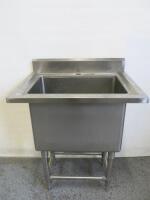 Stainless Steel Single Bowl sink, Size H94 x W77 x D60cm.