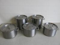 5 x Assorted Sized Matfer Bourgeat Stock Pots with Lids to Include: 2 x H24cm & 3 x H17cm.