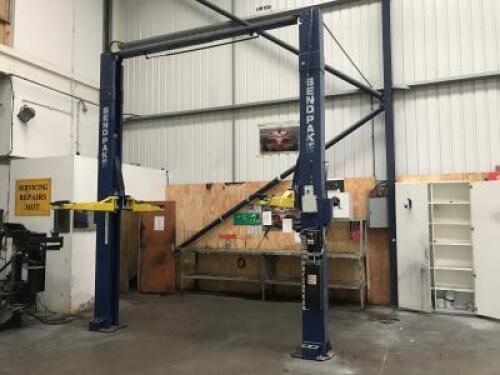 Bendpak 4.5 Tonne, 2 Post Car Lift, Model 10082-002-005, YOM 2016. (NOTE: Installed New in 2017)
