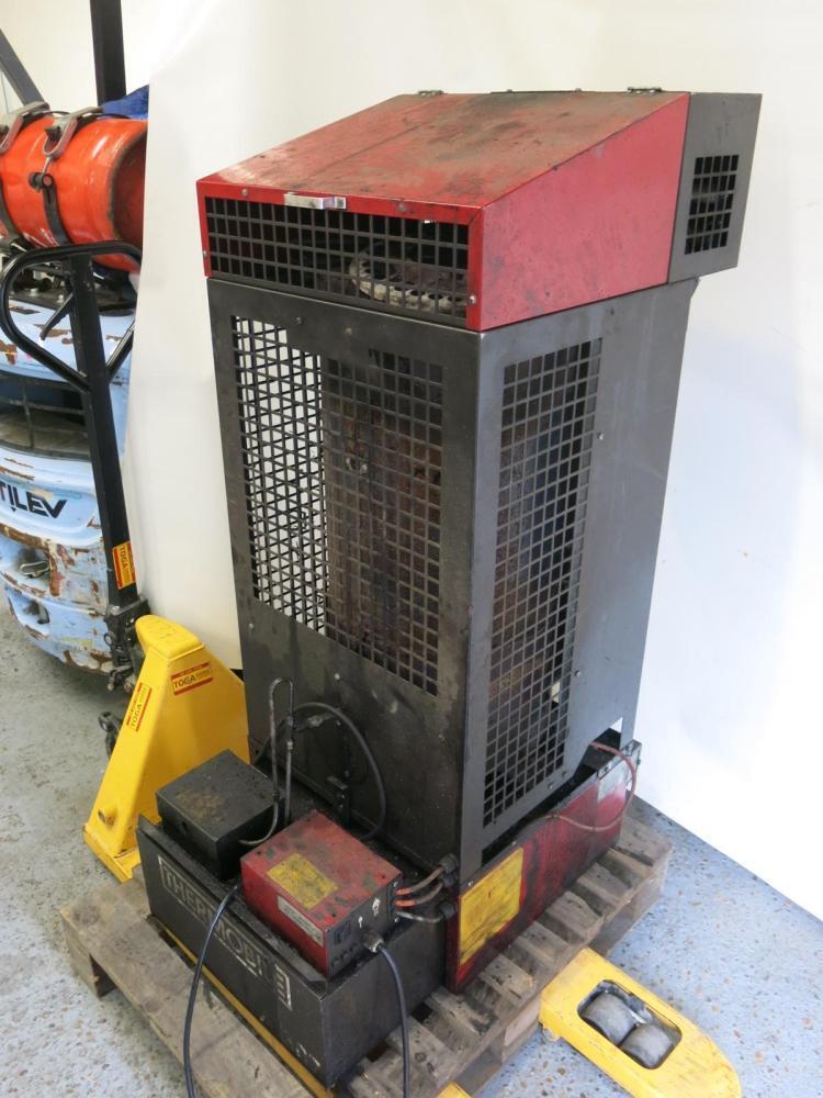 Thermobile Waste Oil Workshop Heater, Model AT307, DOM 2017. Size H135 x  W80 x D55cm.