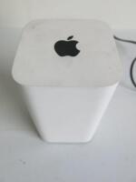 Apple Airport Extreme, Model A521.