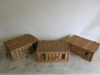 3 x Wicker Picnic Baskets, Size H20 x W45 x D30cm.