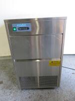 Polar Under Counter Ice Machine, Model GL 192-02, S/N 18100008. Size H83 x W50 x D60cm.