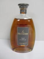 J A S Hennessy Fine De Cognac, 70cl.