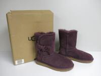 Pair of UGG Boots in Mauve, Size UK5. Comes with Original Box.