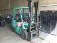 Mitsubishi FD25 Cascade Sideshift Diesel Counter Balance Fork Lift Truck, Capacity 3700mm, Hours 5518, Year 1998.