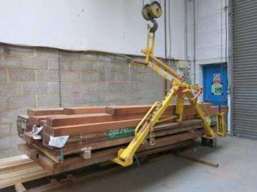 Boscaro Model MBA-20A Automatic Crane Fork, Self Levelling Unloading Attachment, 2000kg Capacity, S/N 160190.