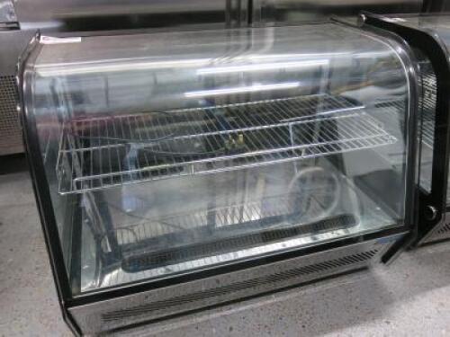 Polar Refrigerated Curved Countertop Display Chiller, Model CD230, Size H68 x W87 x D57cm.