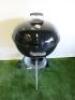 Weber Kettle Charcoal BBQ in Black with Cover (Ex-Display). Size Dia 58cm.