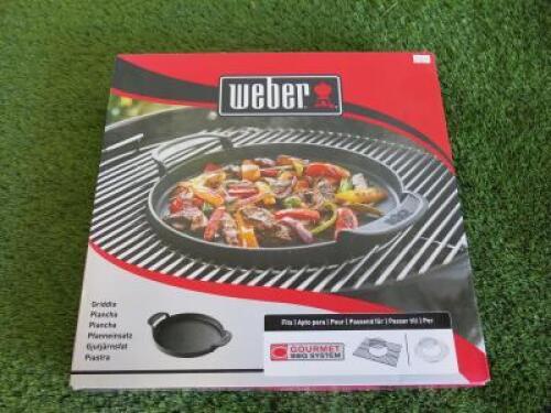 Weber Gourmet BBQ Griddle Pan 12" (Boxed), RRP £63.99.