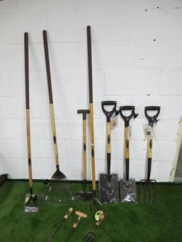 10 x Spear & Jackson Elements Carbon & Wooden Handle Garden Tools to Include: Leaf Rake, 2 x Spades, Fork, Edger, Hoe, Cultivator, Hand Fork, Dandelion Weeder & Spike.