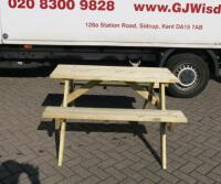 Woodshaw Appleton 4 Seater Picnic Table (Self Assembly), RRP £249.99.