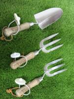 Set of 3 Spear & Jackson Garden Hand Tools to Include: Hand Trowel & 2 x Weedforks.