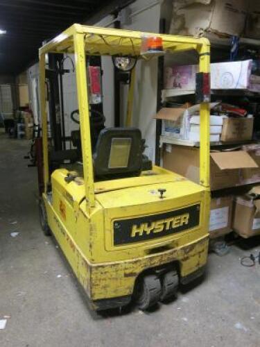 Hyster 2.00 Electric Twin Mast Forklift, Model 32.00 XMT, S/N G160AO1641V, DOM 1998, Lift Capacity 1900kg. Comes With Chloride Motive Power Classic Plus Charger.