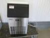 Adexa Ice Maker, Model H2B-35. Size H80 x W45 x D40cm. - 5