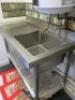 Vogue Stainless Steel Single Bowl Sink with Shelf Under, Size H95 x W120 x D60cm. - 2