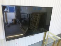 Sony Bravia 42" TV, Model KDL-42W805A. Comes with Wall Bracket & Remote.