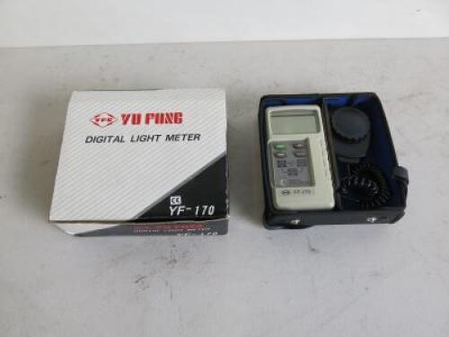 Yu Fong Digital Light Meter, Model YF-170. Comes in Carry Case with Manual.