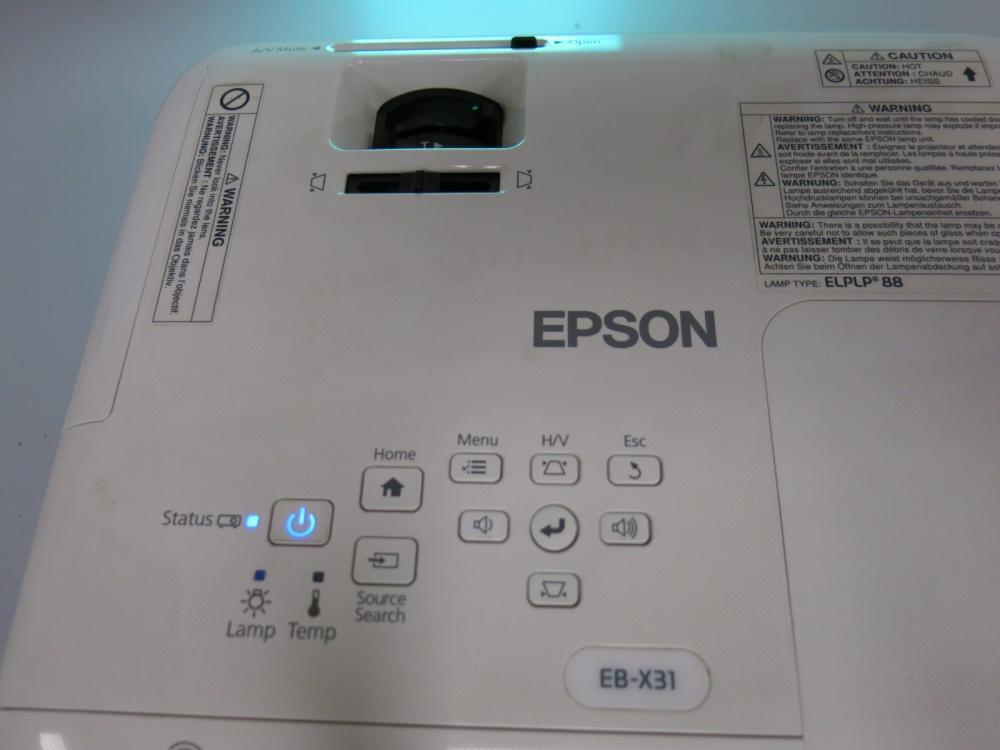 Epson EB-X31 Projector with Remote.