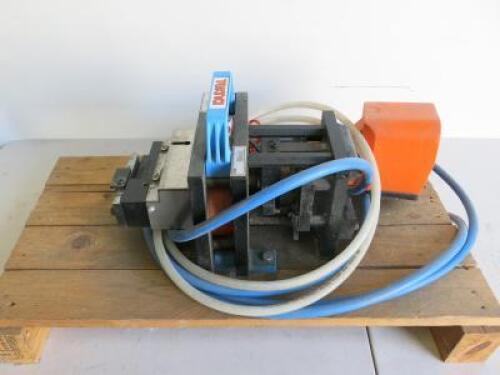 Tekna Pneumatic Aluminium Punch Tool, Model TK280RC25, DOM 2007.