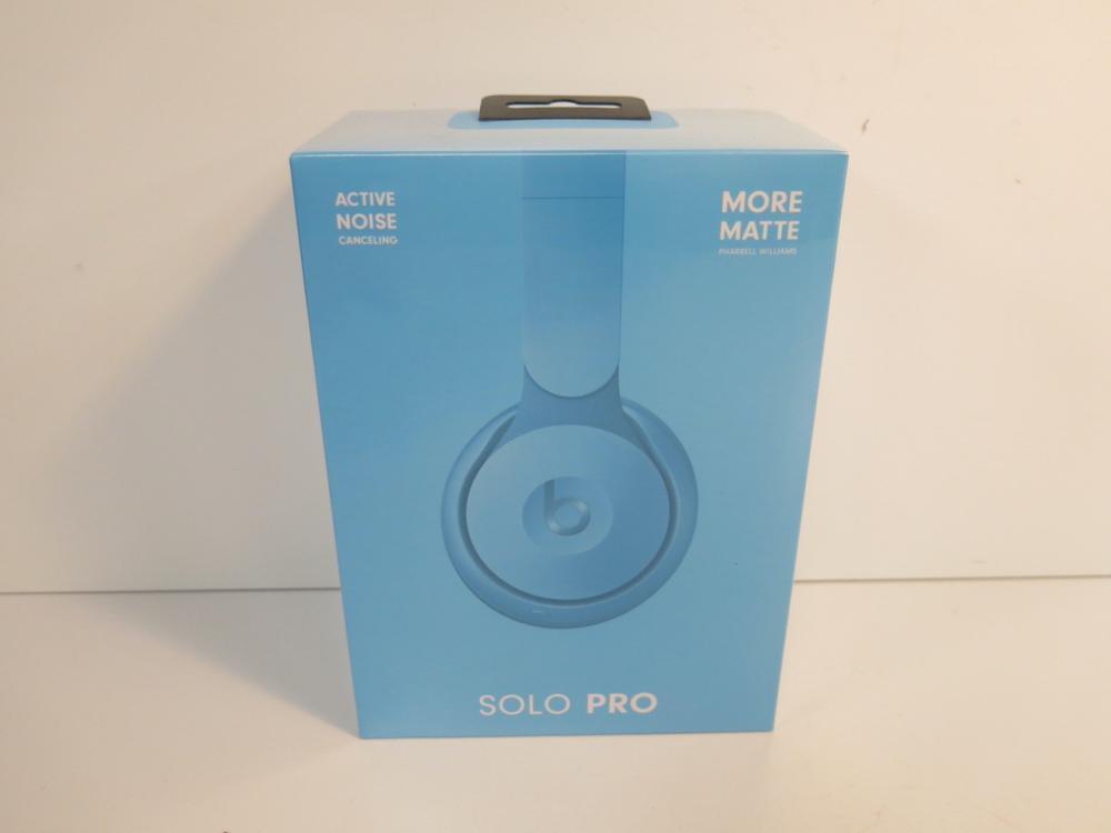 Beats Solo Pro Pharrell Williams More Matte Noise Canceling On-Ear Wireless  Bluetooth Headphones with Carry