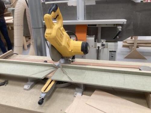 Dewalt DWS777 Mitre Chop Saw.