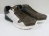 Louis Vuitton Monogram Trainers BM0158, Size 6. Comes with Dust Cover & Spare Pair of Laces. - 2