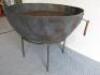 Round Metal Open Fire Pit on Stand. Size H65 x Dia74cm. - 3