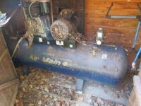 FIAC Air Main 75/272 Backup Compressor Year 2008. In Leanto at side of building, condition unknown.