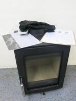Hunter Stoves Parkray, Aspect 4 Eco, 4.5kw Freestanding Wood Burning Stove with Manual & Gloves. New/Ex-Display.
