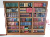 Bespoke 3 Section Oak Veneer Book Case with Plinth & 18 Adjustable Shelves, Size H267 x W289 x D36cm.