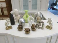 13 x Decorative House Hold Items to Include: Book Ends, Vases, Bust, Fruit Etc (As Viewed/Pictured).