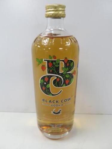 Black Cow Vodka & English Strawberries, 70cl.