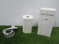 Apple Airport Time Capsule 2TB Model A1470 with Box.