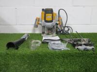 JCB 2100W 1/4" + 1/2" Router, S/N 31001981 with Manual.