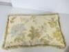 2 x Pairs of Cushions With Flower & Gardening Motifs. - 4