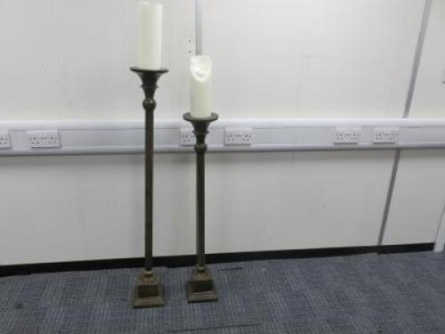 Pair of Aluminium Pillar Brass Effect Floor Standing Candlestick Holder, Size 120 & 99cm. Comes with 2 x Candles.