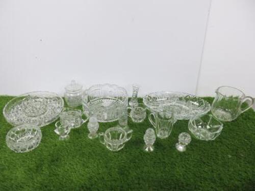 17 x Assorted Cut Glass Homeware Items to Include: Dishes, Jugs, Salt & Pepper Shakers & Pouring Jugs etc (As Viewed/Pictured).