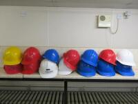 14 x Assorted Coloured Hard Hats.