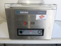 Henkelman Tabletop Vacuum Packer Machine, Model Jumbo 42, M/N HOJ30210565, DOM 2021.